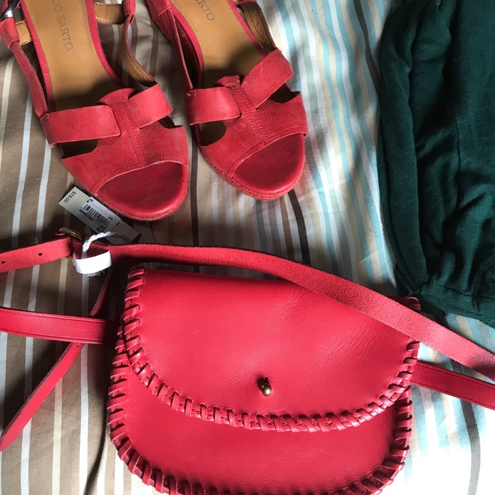 Meet your Posher, Claire